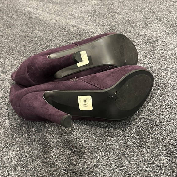 NEW LOWER PRICE!! Lane Bryant Heeled Ankle Booties - Picture 6 of 7